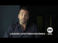 Join Jeremy Piven's Video Volunteers Entourage